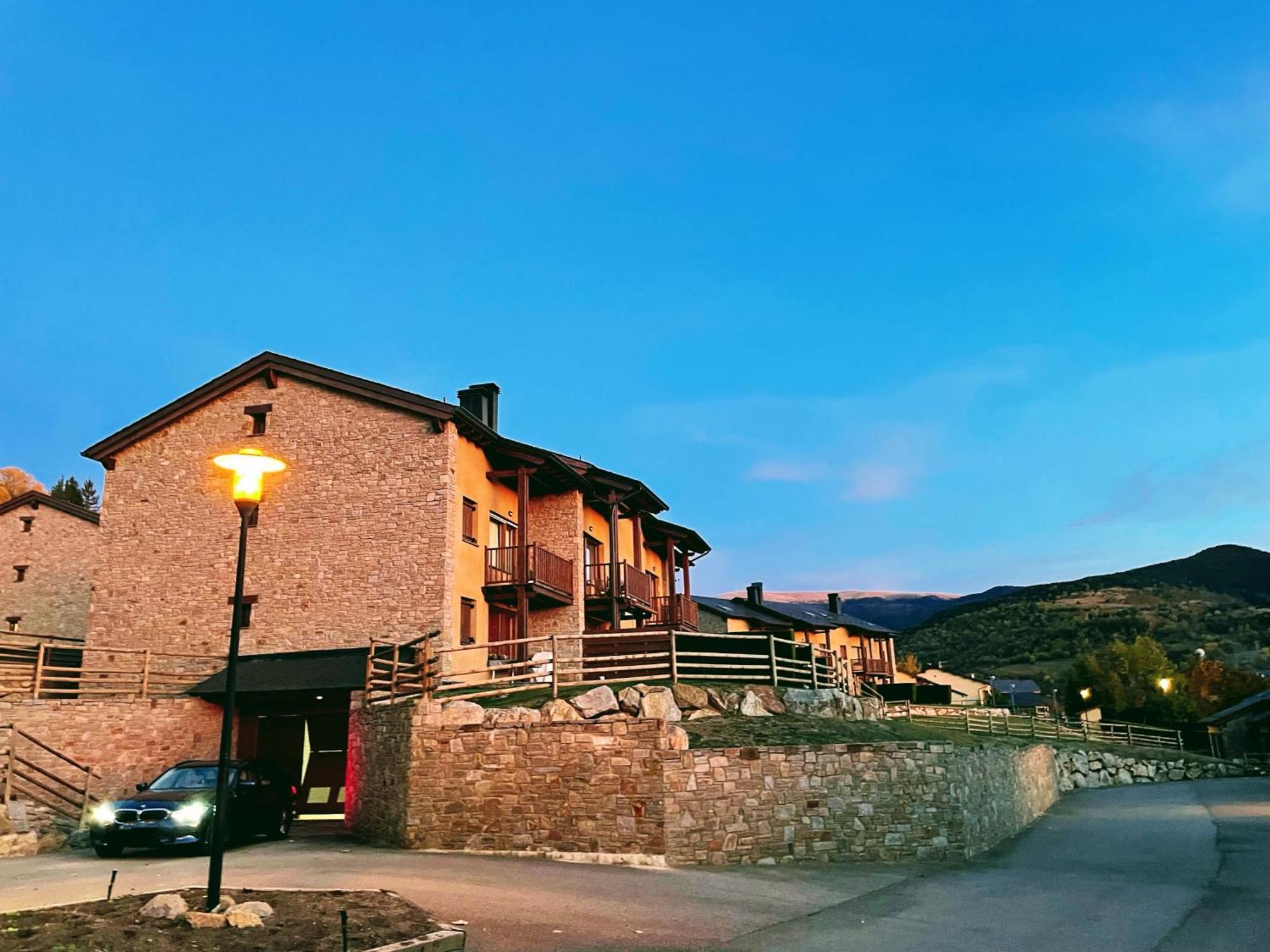 Apartamento Renovado Con Jardin Privado, Parking ,Wifi Y Piscina Osséja Extérieur photo