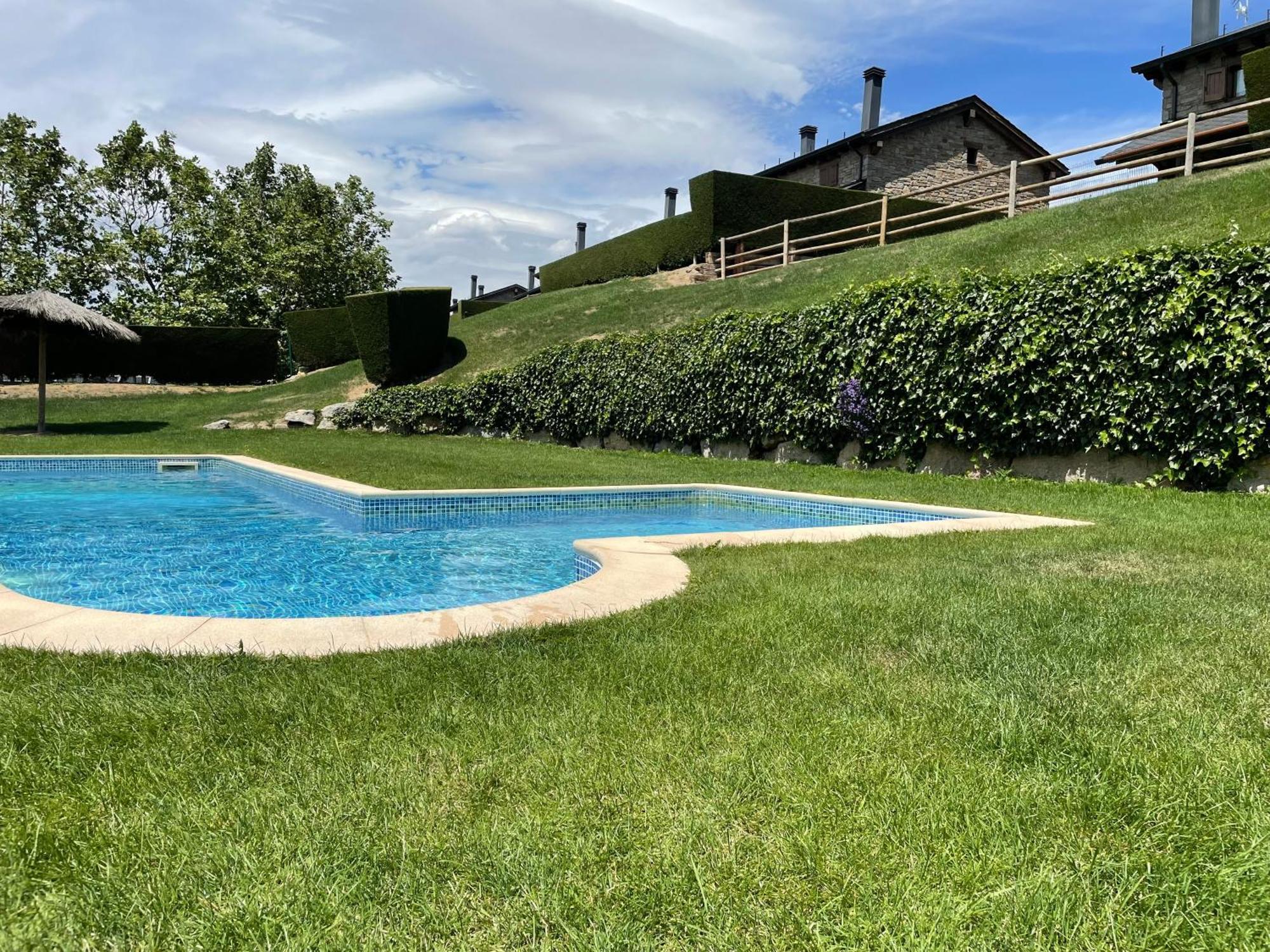 Apartamento Renovado Con Jardin Privado, Parking ,Wifi Y Piscina Osséja Extérieur photo