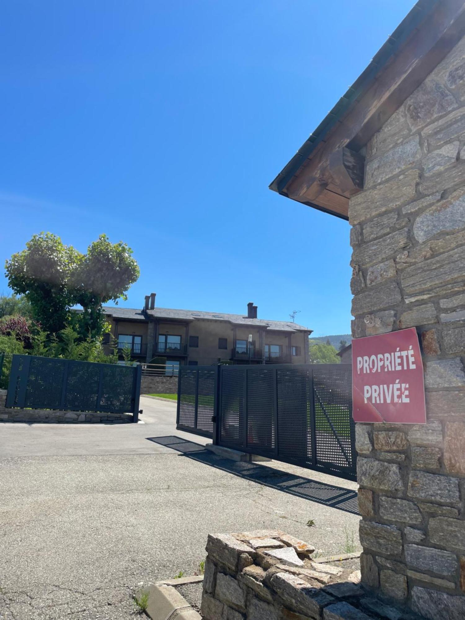 Apartamento Renovado Con Jardin Privado, Parking ,Wifi Y Piscina Osséja Extérieur photo