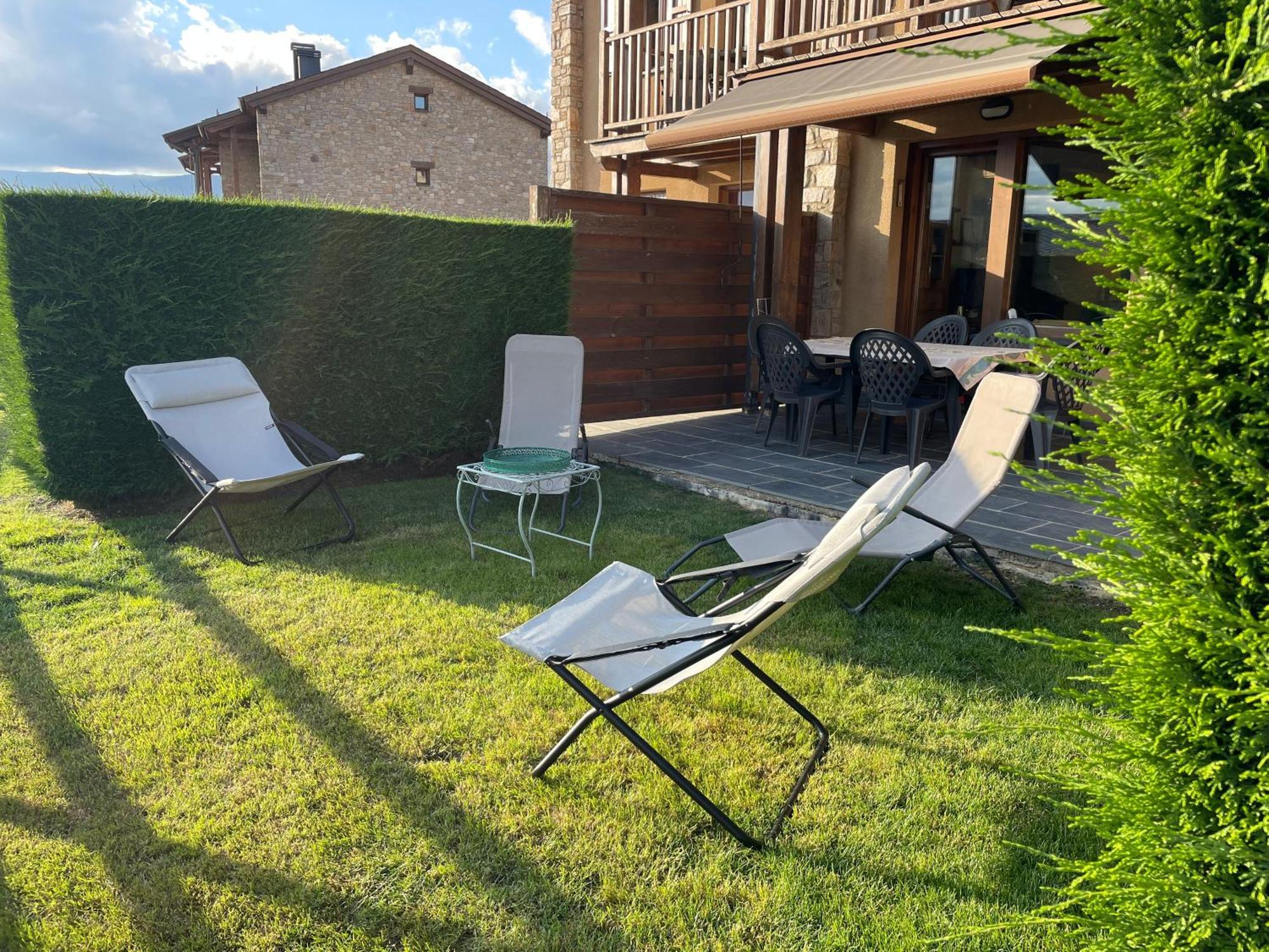 Apartamento Renovado Con Jardin Privado, Parking ,Wifi Y Piscina Osséja Extérieur photo
